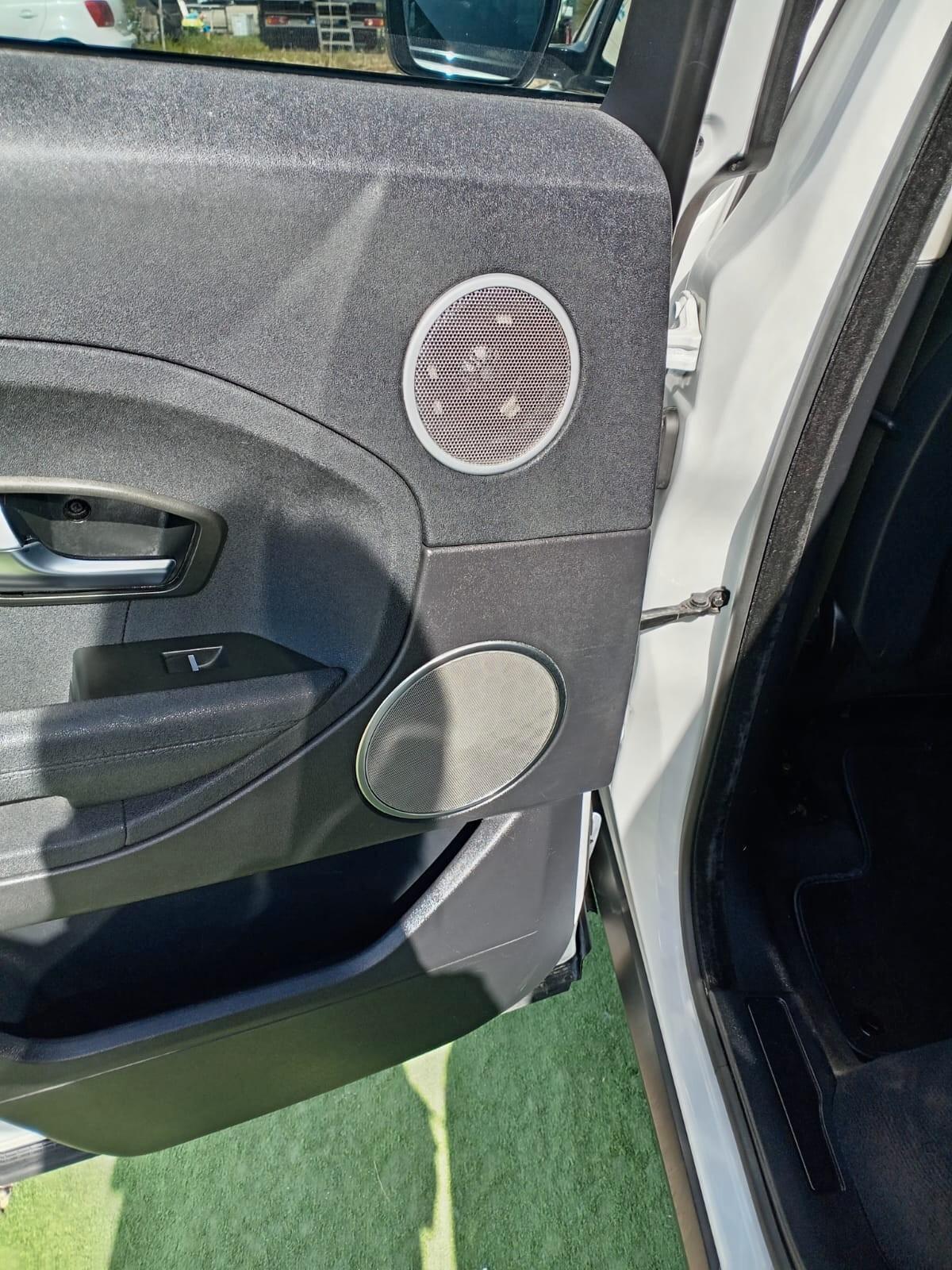 Land Rover RANGE ROVER EVOQUE 2.2 TD4 PRESTIGE