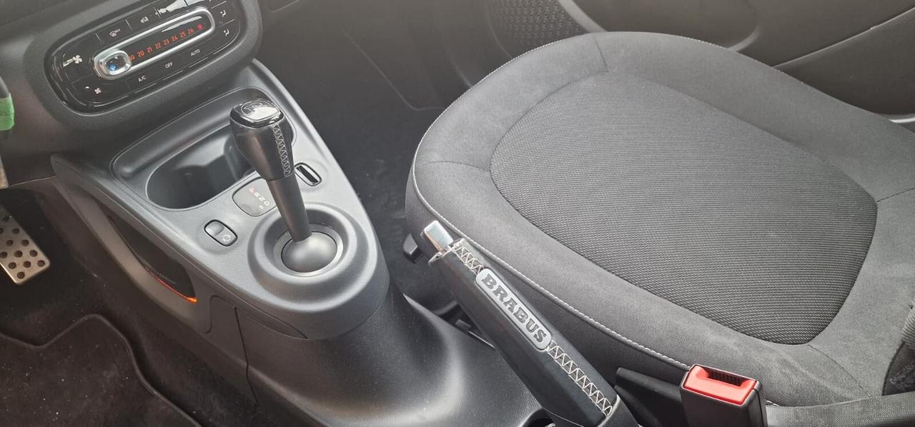 Smart ForFour 90 0.9 Turbo twinamic Brabus Style