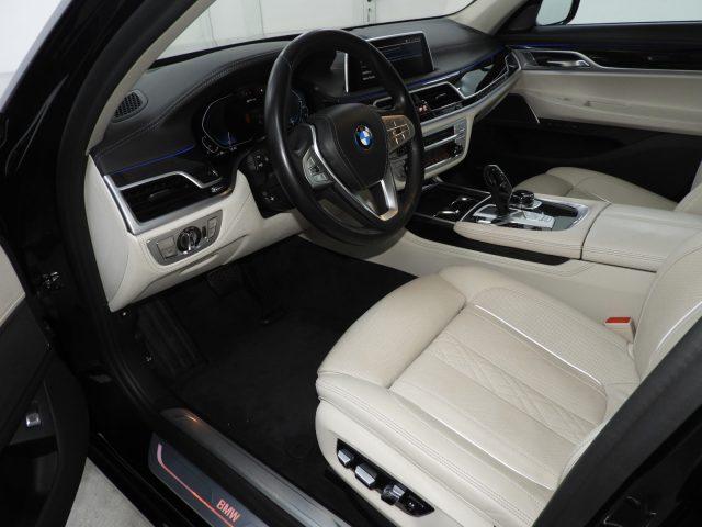 BMW 745 e Plug In First Class