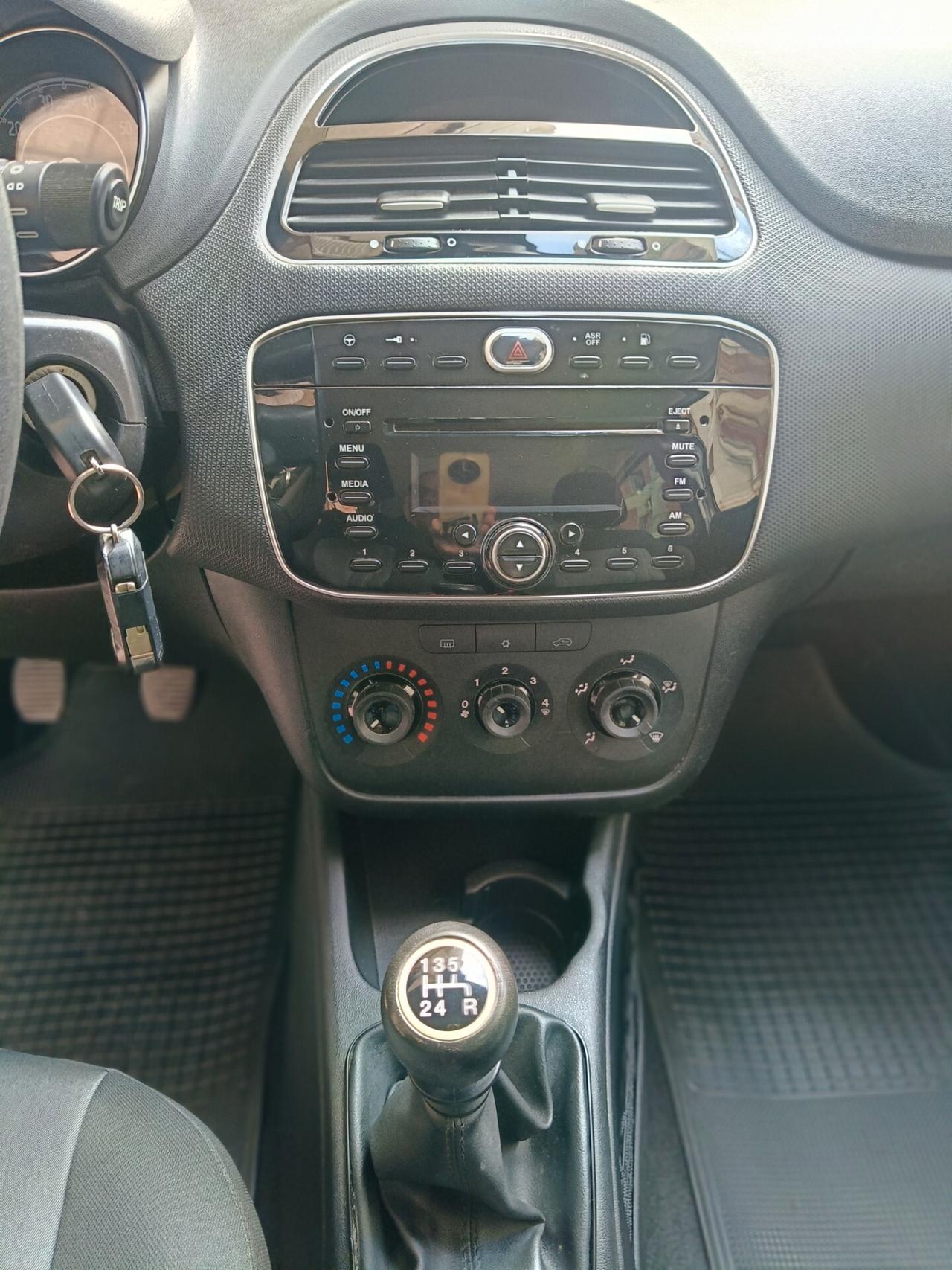 FIAT PUNTO 1.4 NATURAL POWER-NEOPATENTATI-Euro5490