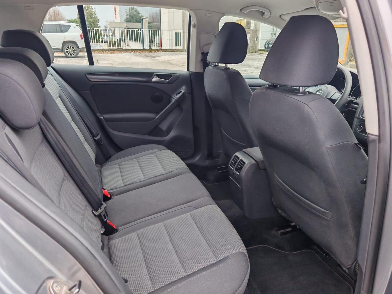 VW Golf VI 1.2 benz 105cv