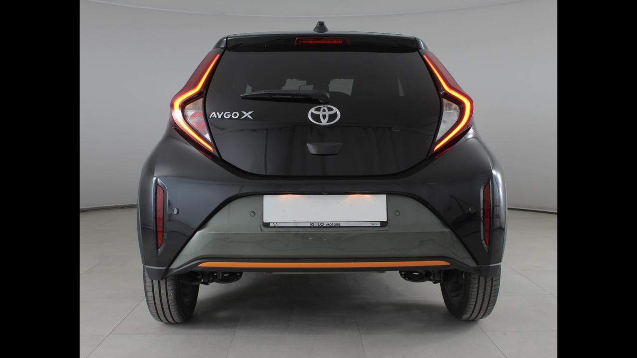 TOYOTA AYGO X 10B MT LIMIT AIR MY22