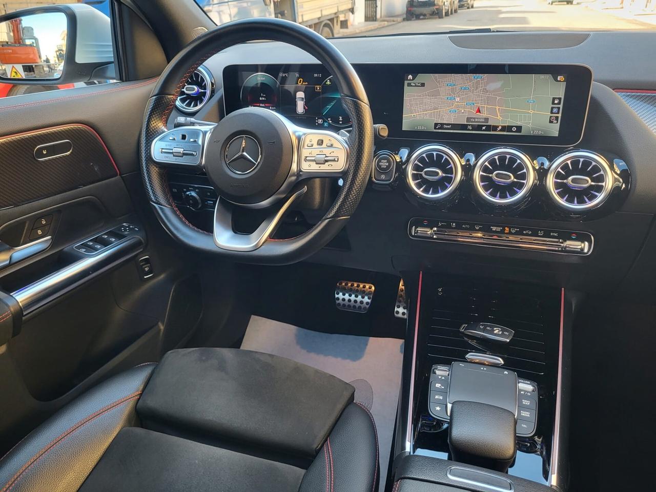 Mercedes Gla 200 d Automatic Premium+Fari Multibeam+Luci Ambiente..