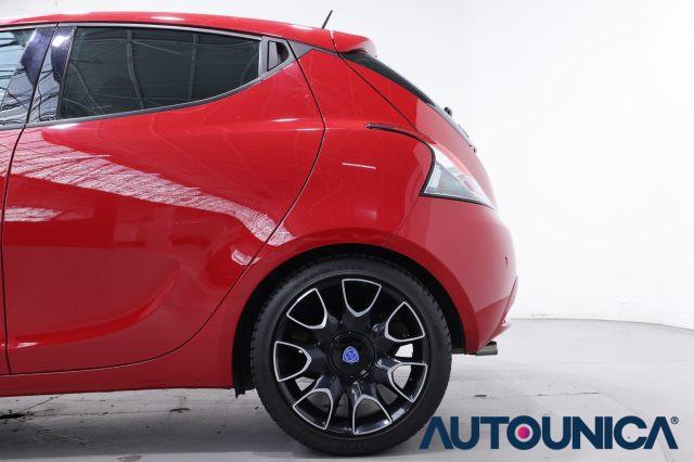 LANCIA Ypsilon 1.0 FIREFLY 5 PORTE S&S HYBRID GOLD FARI LED