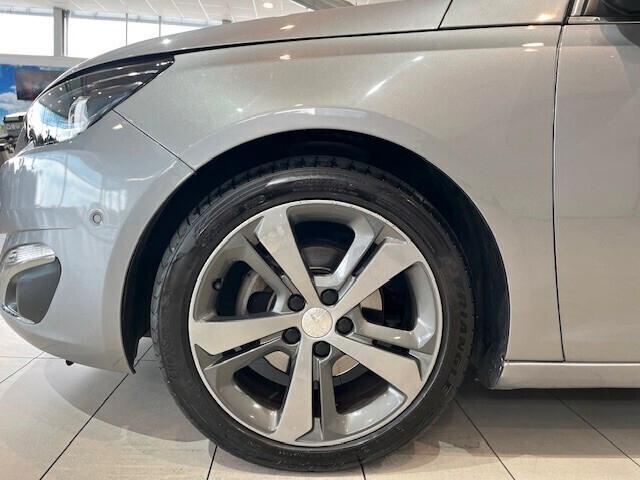 Peugeot 308 5p 1.2 puretech Allure *AUTOMATICA*95.000 KM*