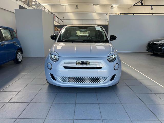 FIAT 500 Berlina Hybrid Icon