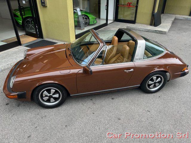 PORSCHE 911 Targa