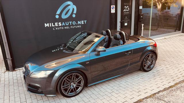 AUDI TT Roadster 2.0 TDI quattro S tronic 2 x S line 19"