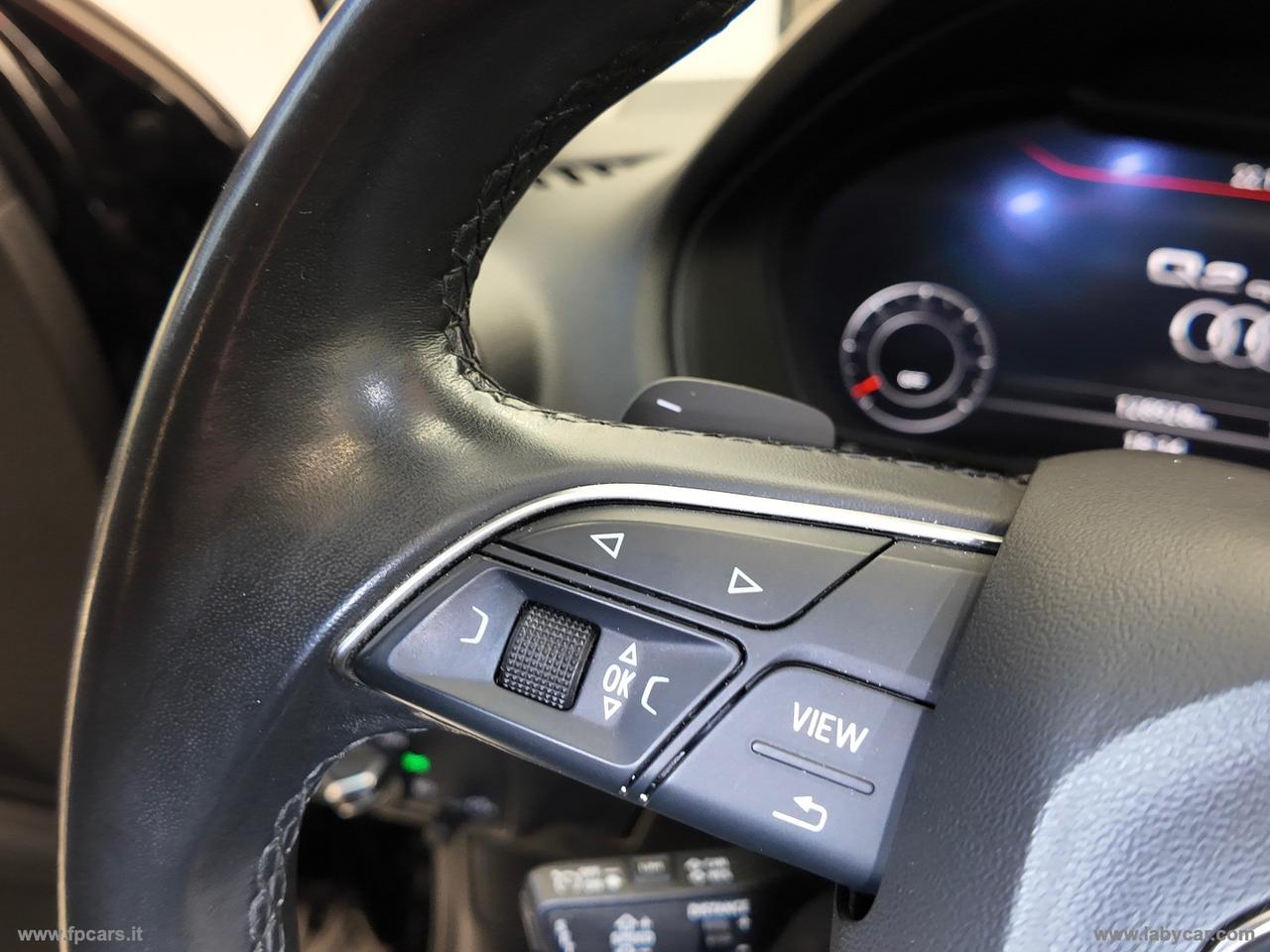 AUDI Q2 35 TDI quattro S tr. Identity Black