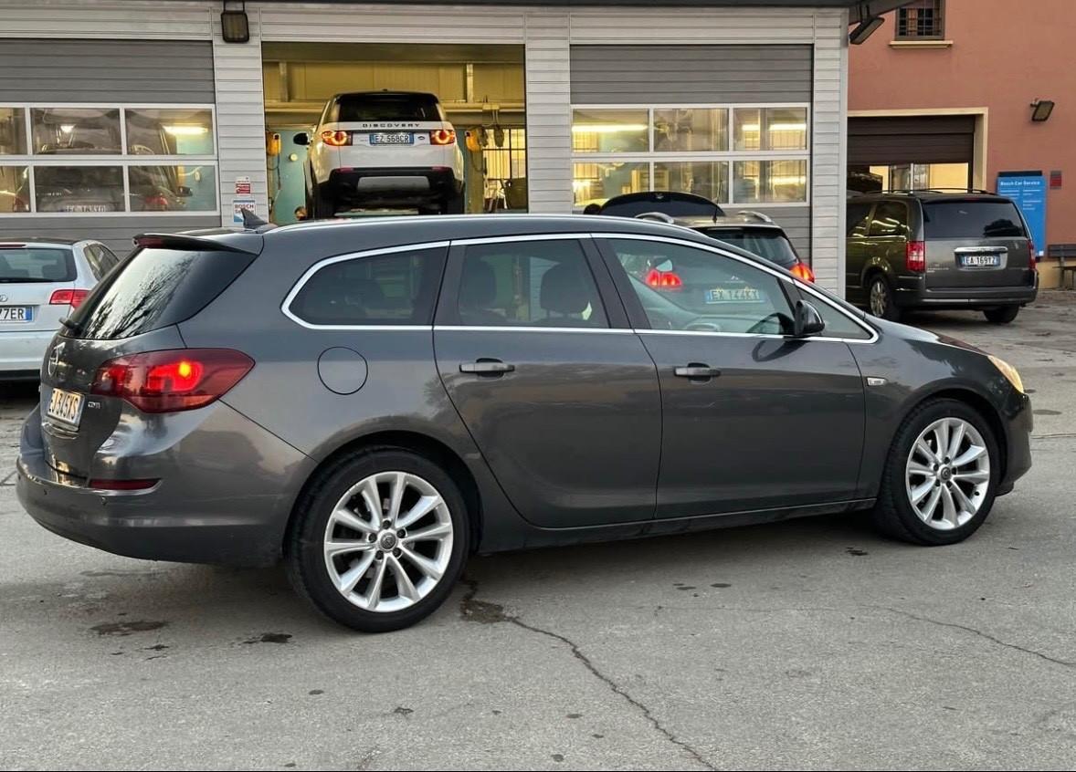 Opel Astra 1.7 CDTI 125CV 5 porte Cosmo