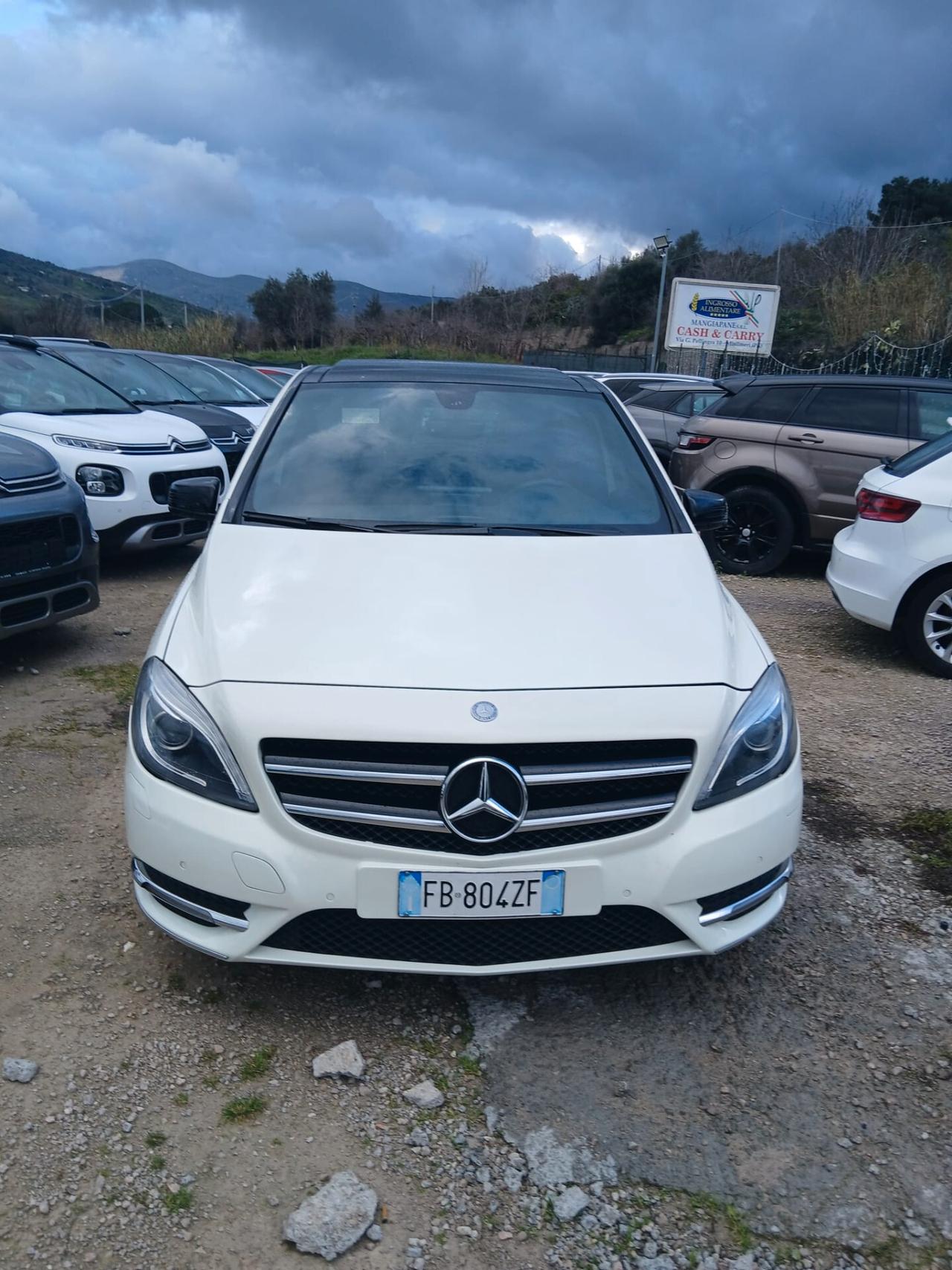 Mercedes-benz B 200 CDI BlueEFFICIENCY Premium
