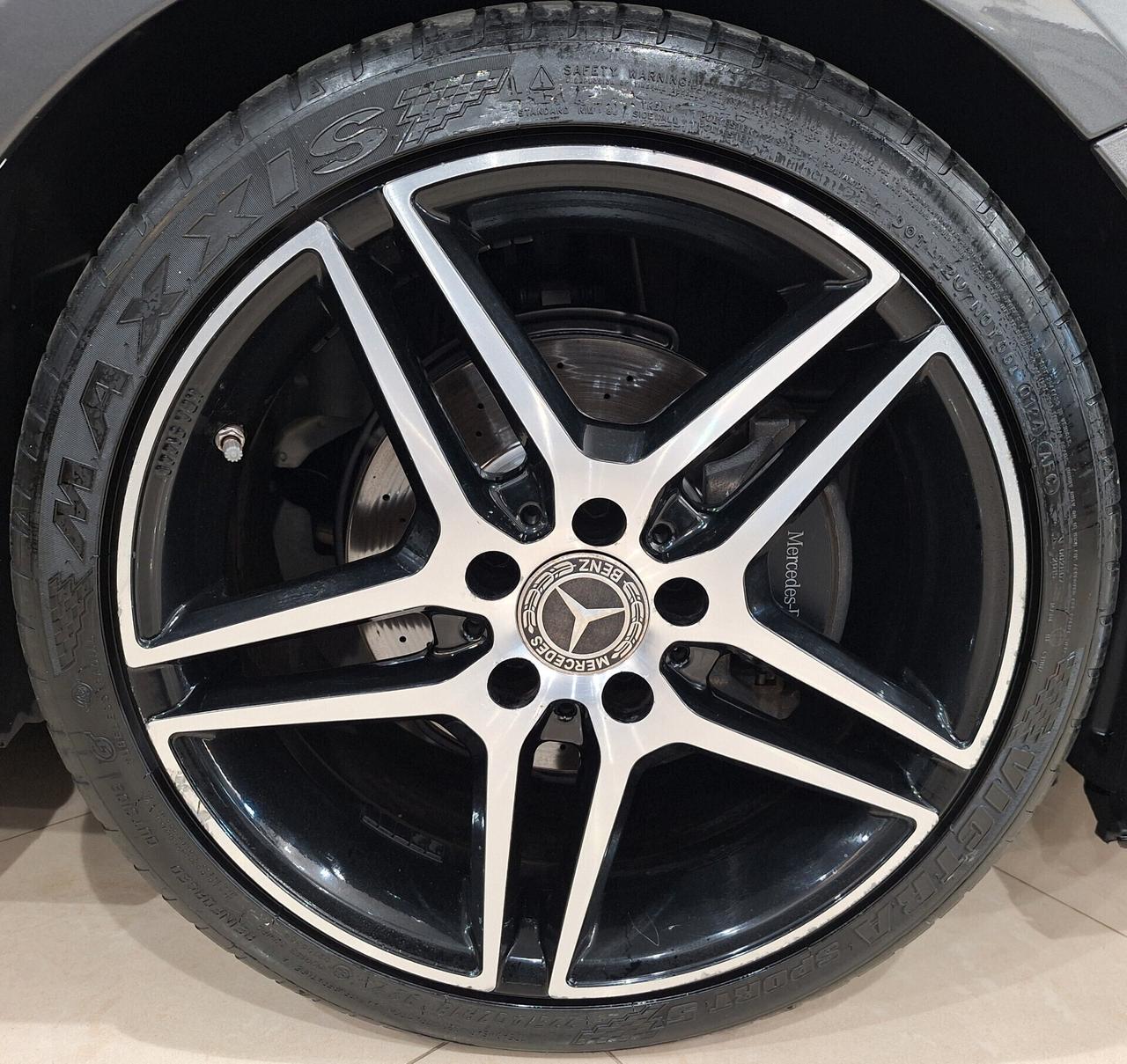 Mercedes A 200d AutPremiumPlus AMG Night Edition