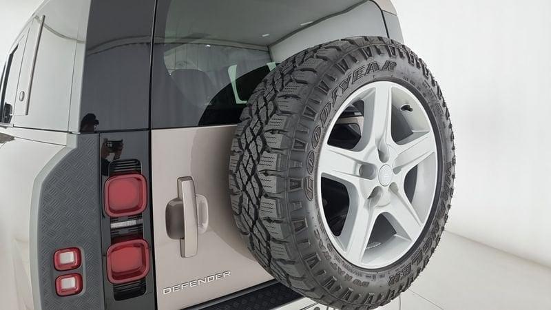 Land Rover Defender 110 3.0D I6 250 CV AWD Auto SE