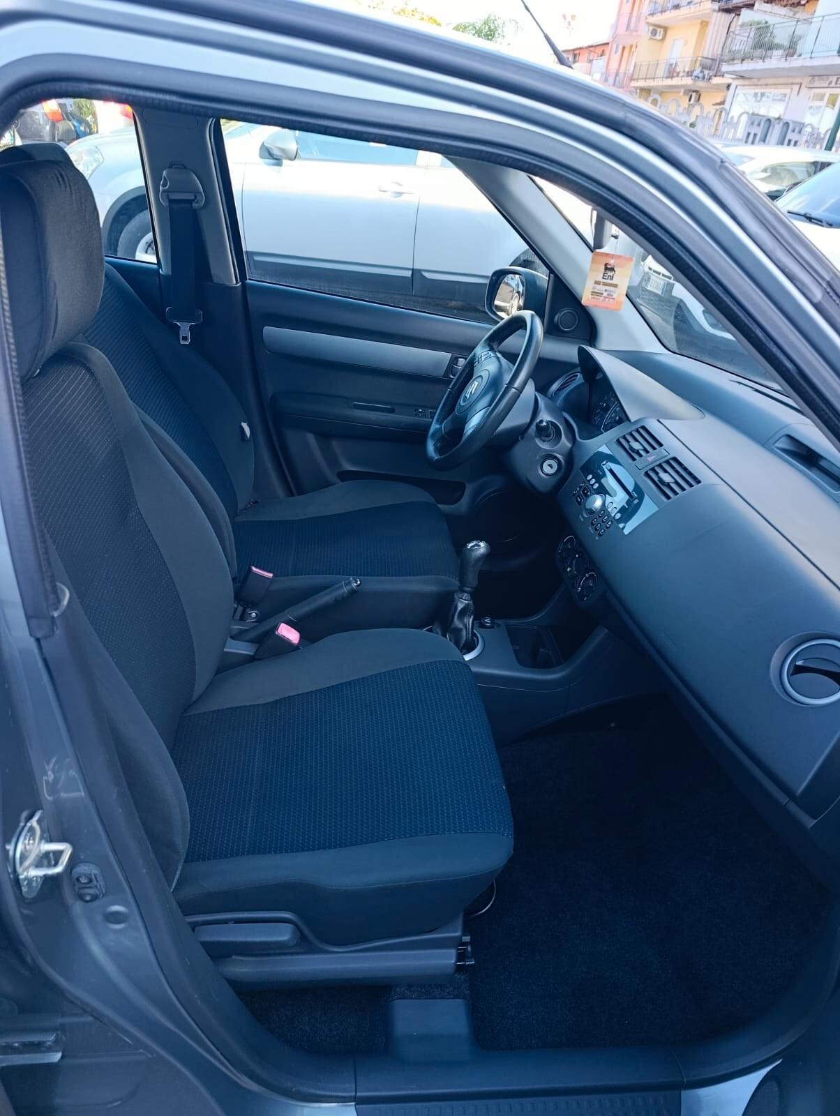 Suzuki Swift Gpl 2008