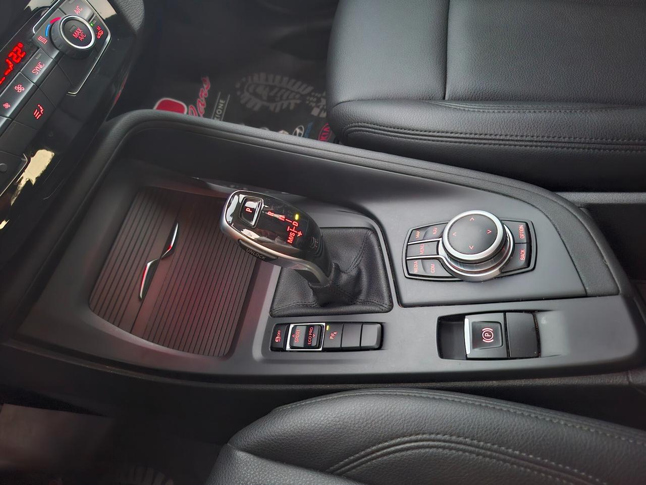 Bmw X1-20d- xLine TETTO*PELLE*LED