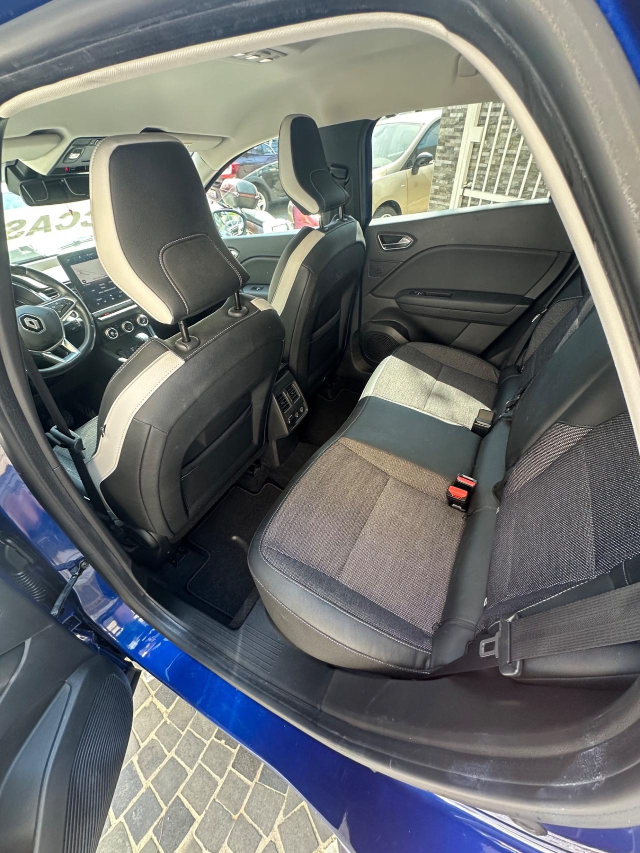 Renault Captur TCe 130 CV Initiale Paris