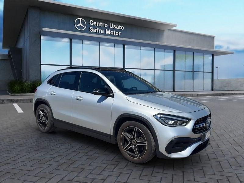 Mercedes-Benz GLA GLA 200 d Automatic Premium