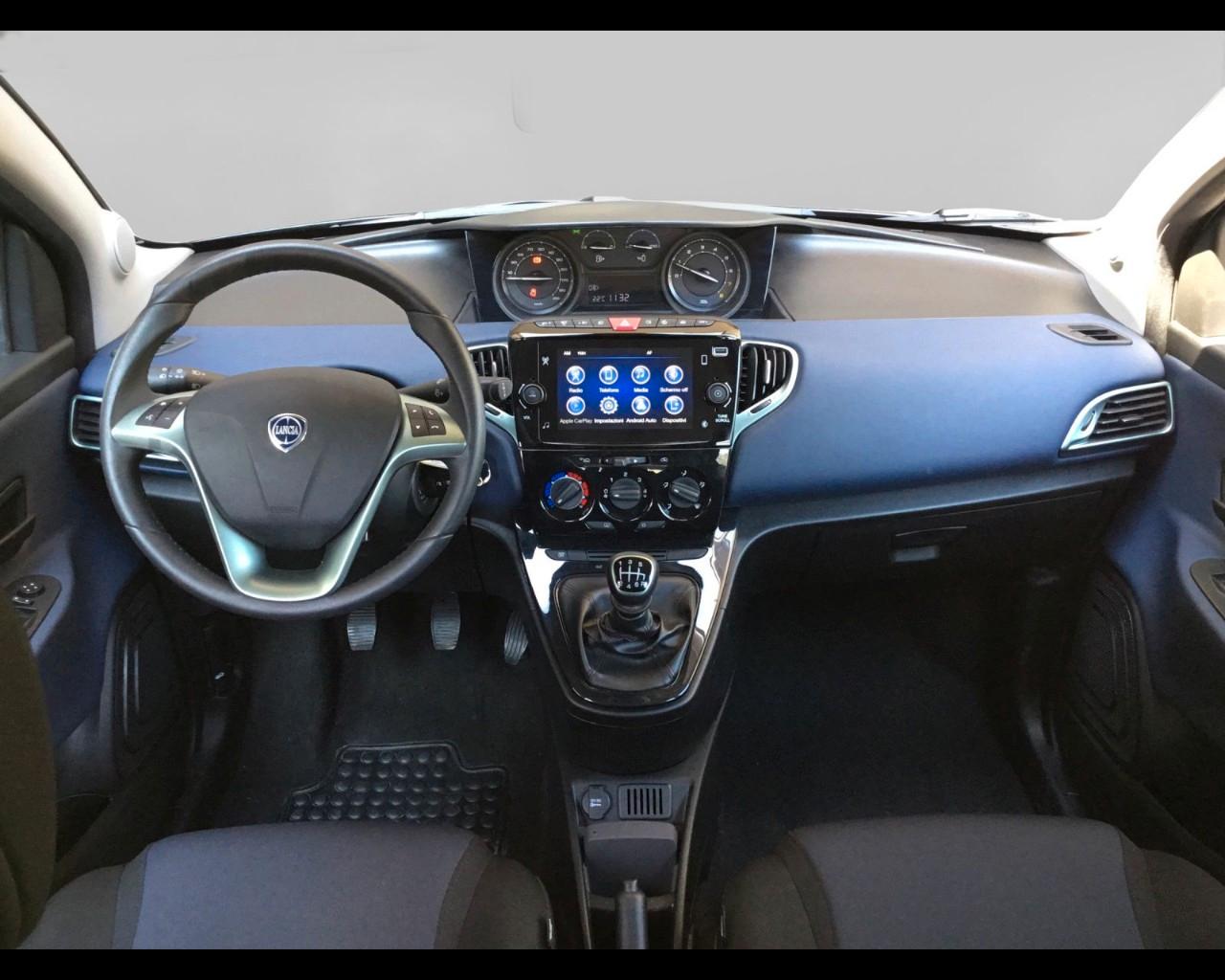 LANCIA Ypsilon III 2021 - Ypsilon 1.0 firefly hybrid Platino s&s 70cv