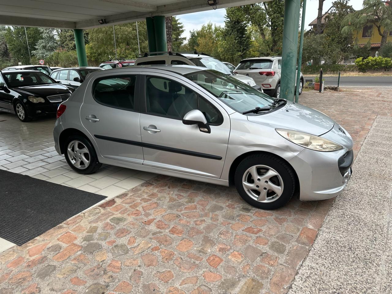 Peugeot 207 1.4 GPL Neopatentati
