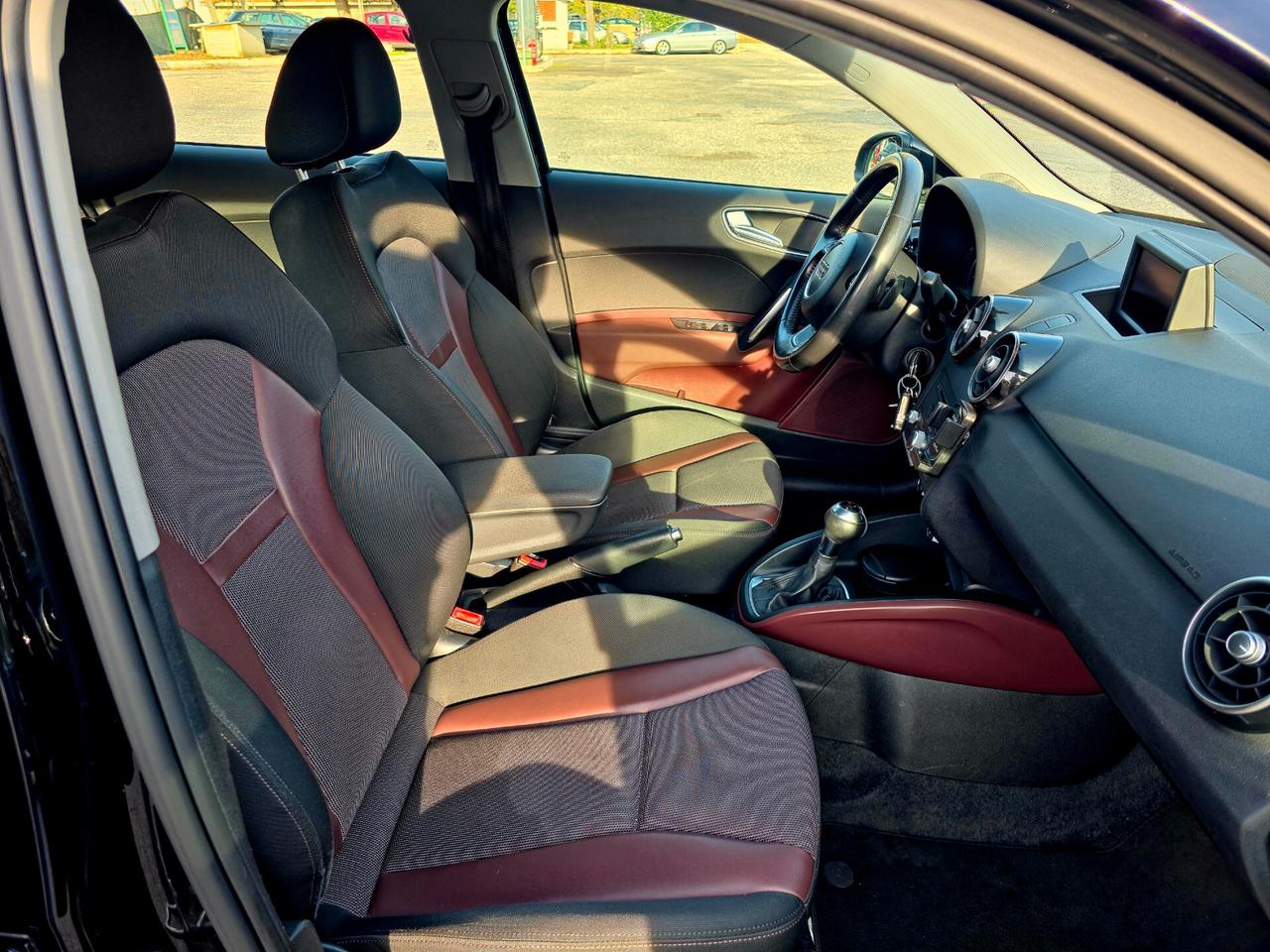 Audi A1 SPB 1.6 TDI S tronic Attraction 2013-E5B Automatico NEO