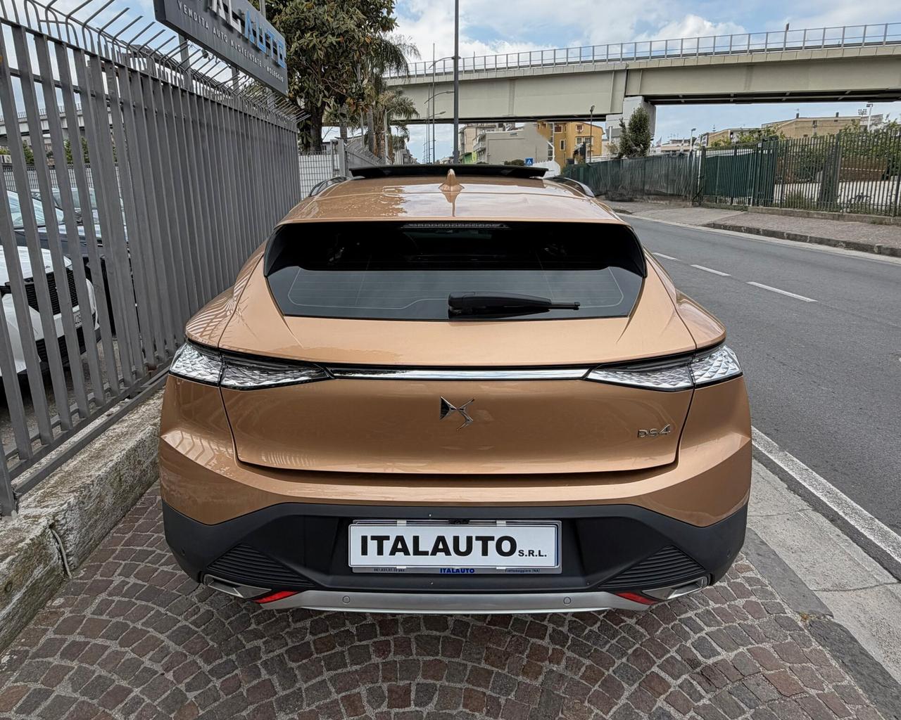 DS DS4 4 BlueHDi 130 aut. Cross Trocadero
