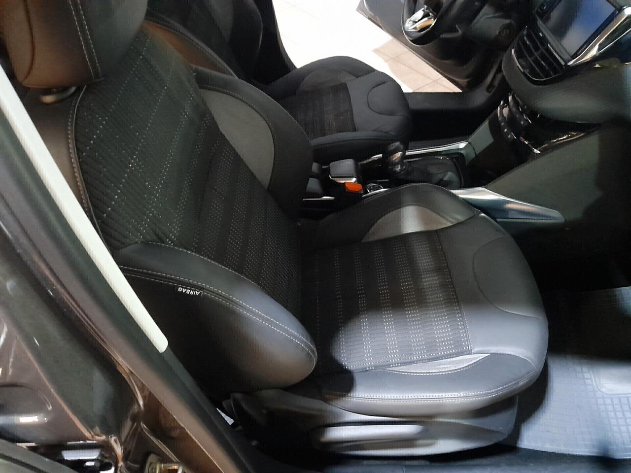 Peugeot 2008 1.6 e-HDi 92 CV Stop&Start Allure