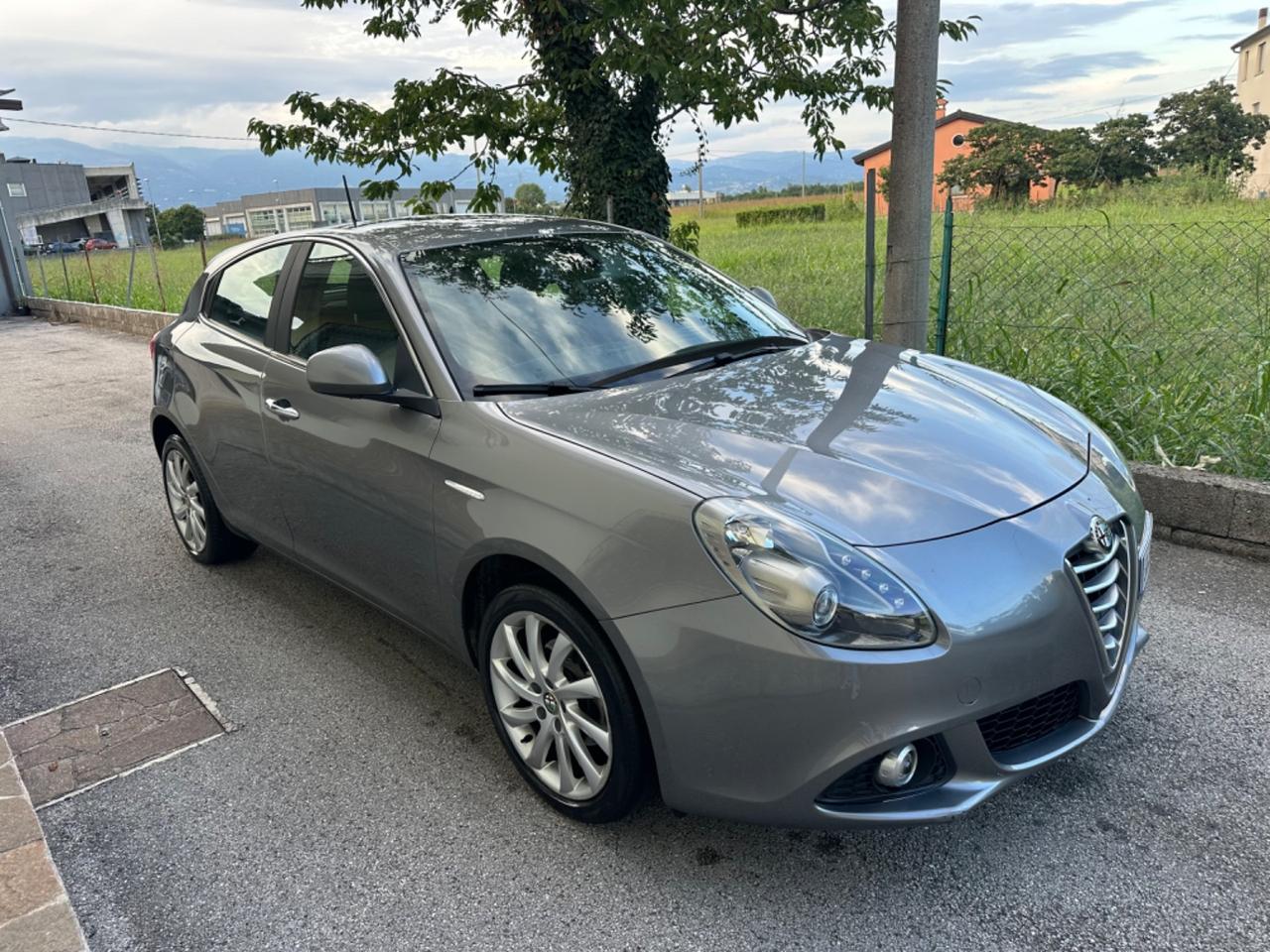 Alfa Romeo Giulietta 1.6 JTDm-2 105 CV Exclusive