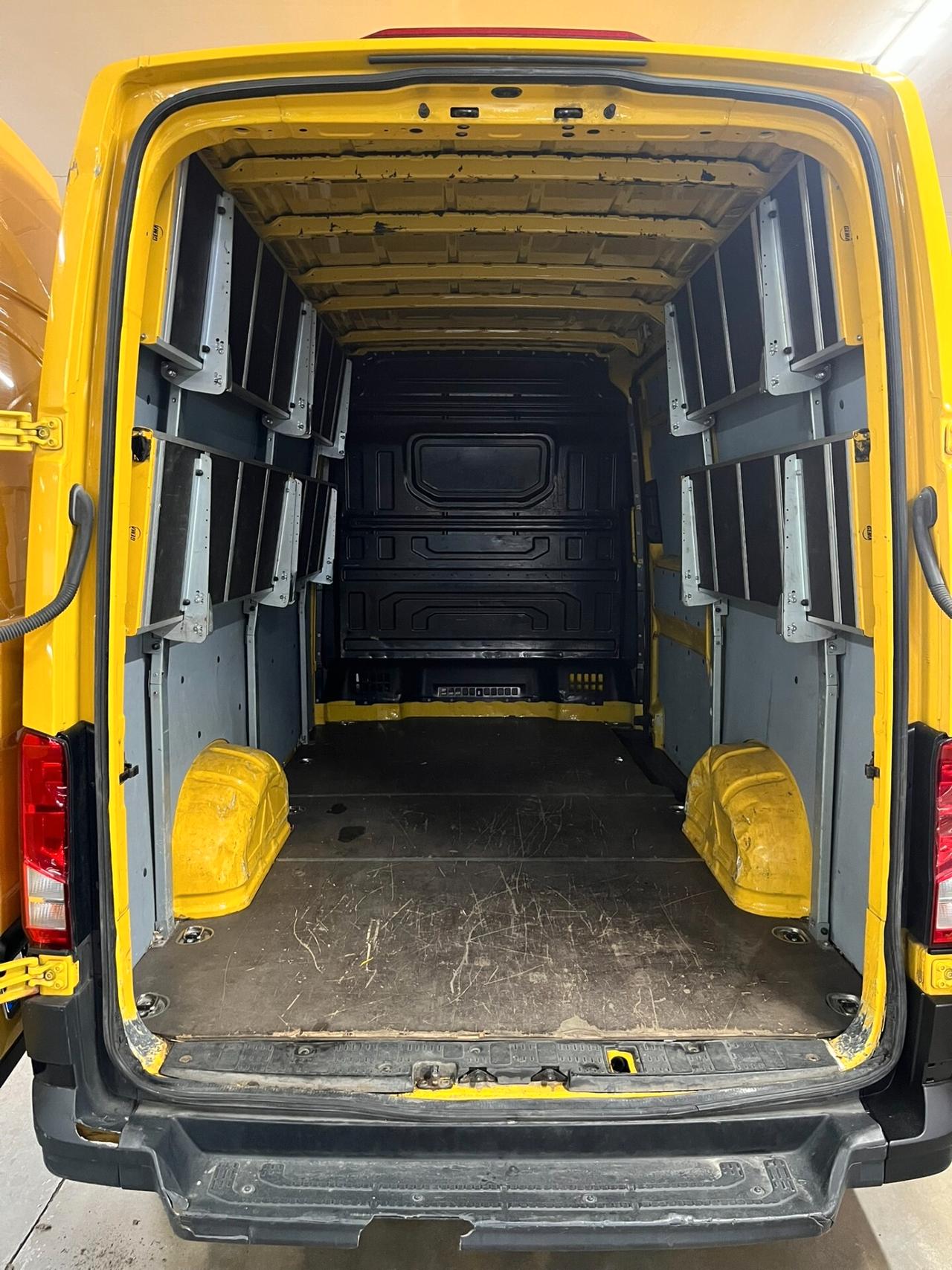 Volkswagen Crafter 2.0 Tdi, 3 posti, EURO 6