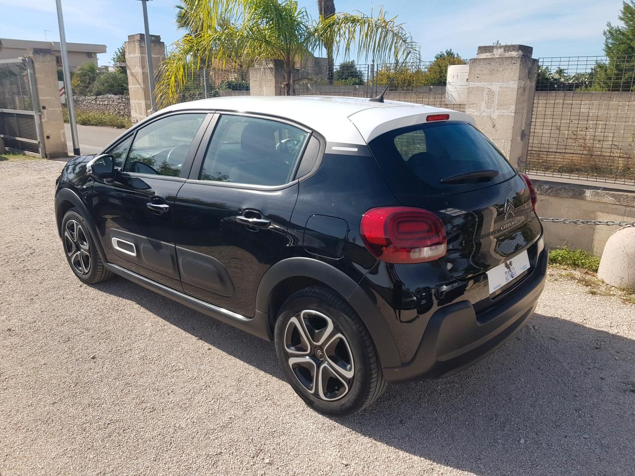 Citroen C3 1.2 b 83cv Shine Navy Led Sensori Cruise