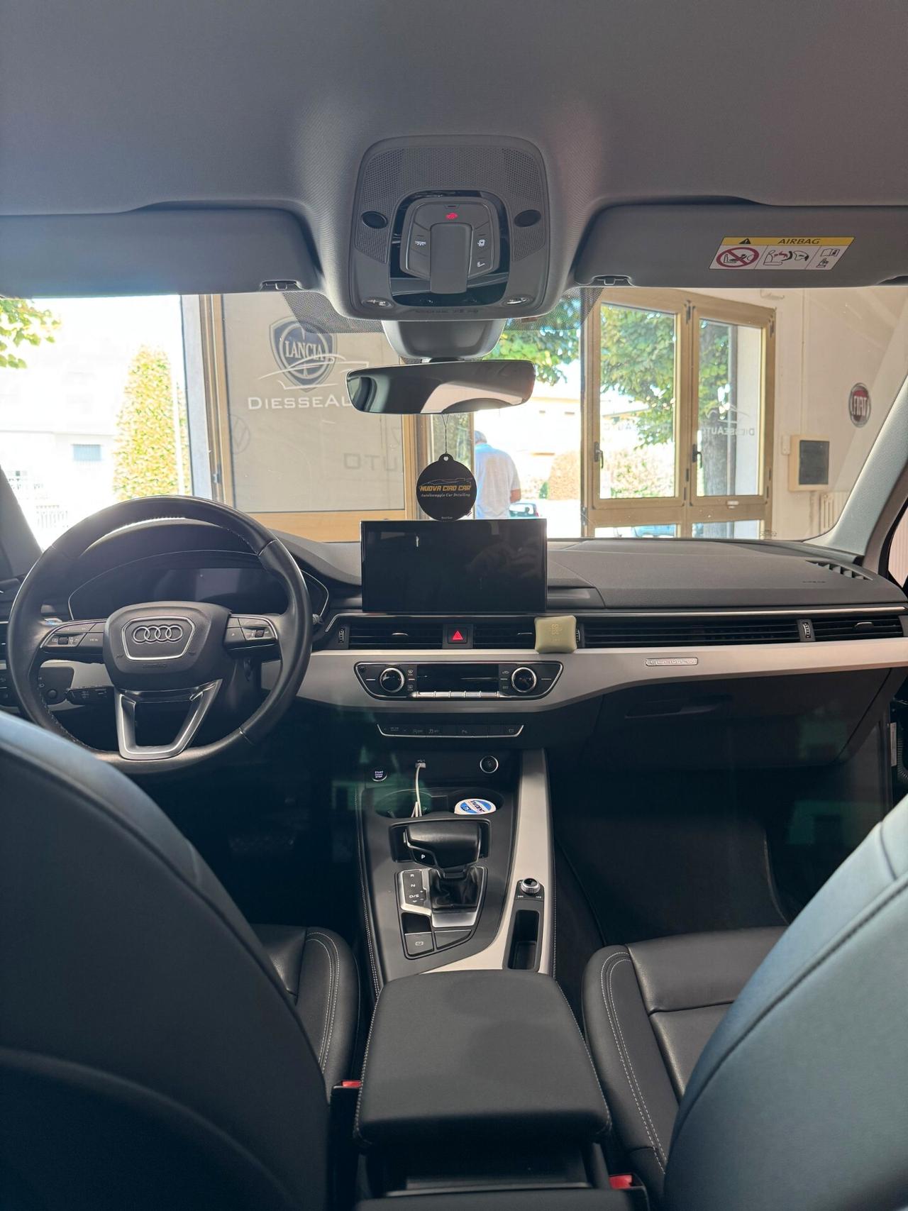 Audi A4 Avant 40 TDI quattro S tronic Business Advanced