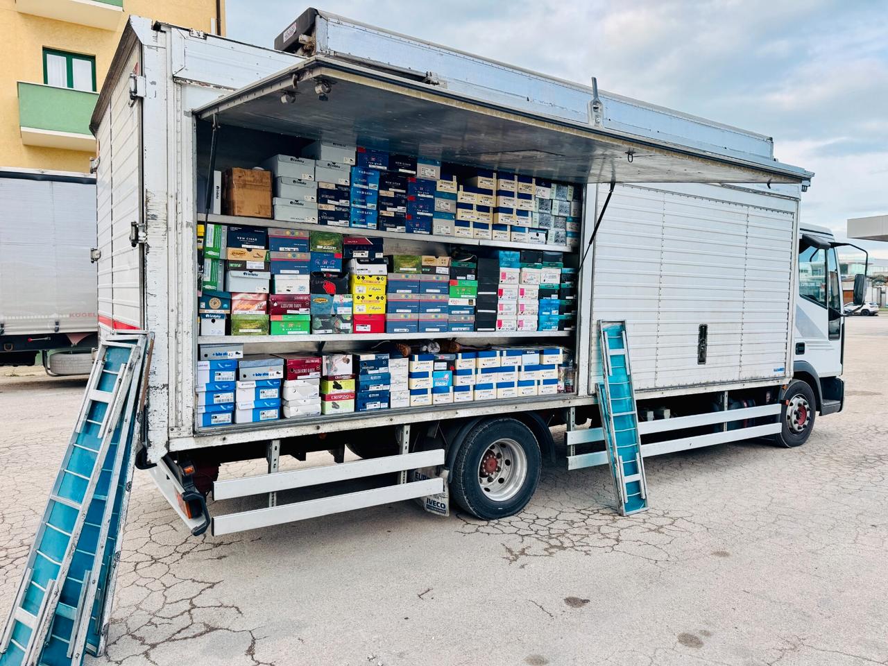 Iveco EuroCARGO 80E15 / DEPOT. A 75 QUINTALI - PERFETTO!!!