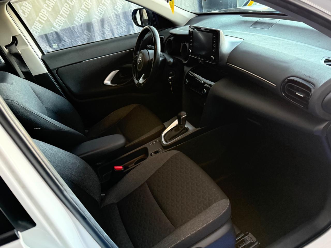 Toyota Yaris Cross 1.5 Hybrid 5p. E-CVT AWD-cambio automatico