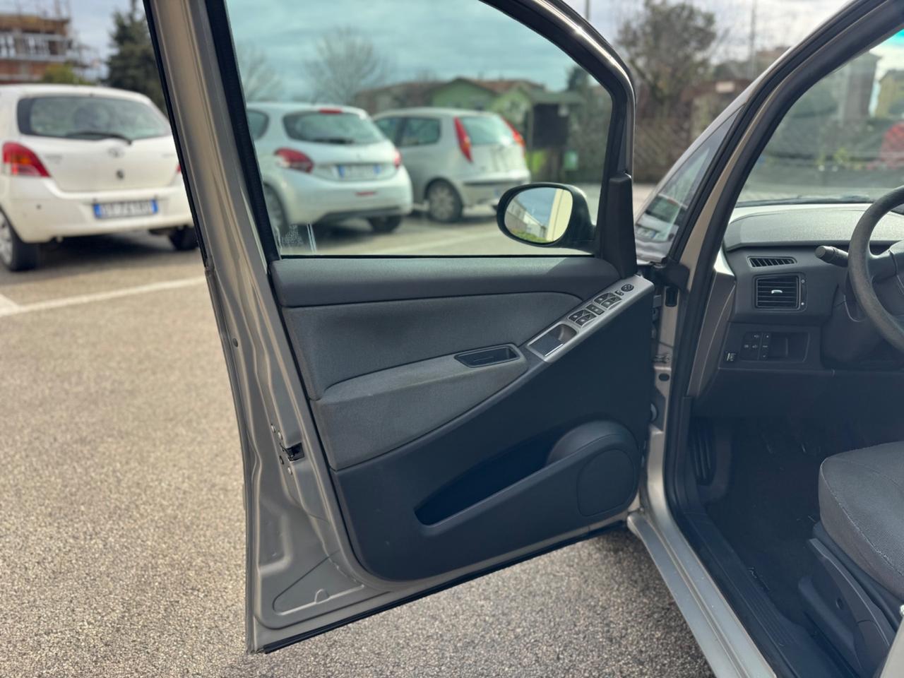 Lancia MUSA 1.4 Platino Ecochic GPL