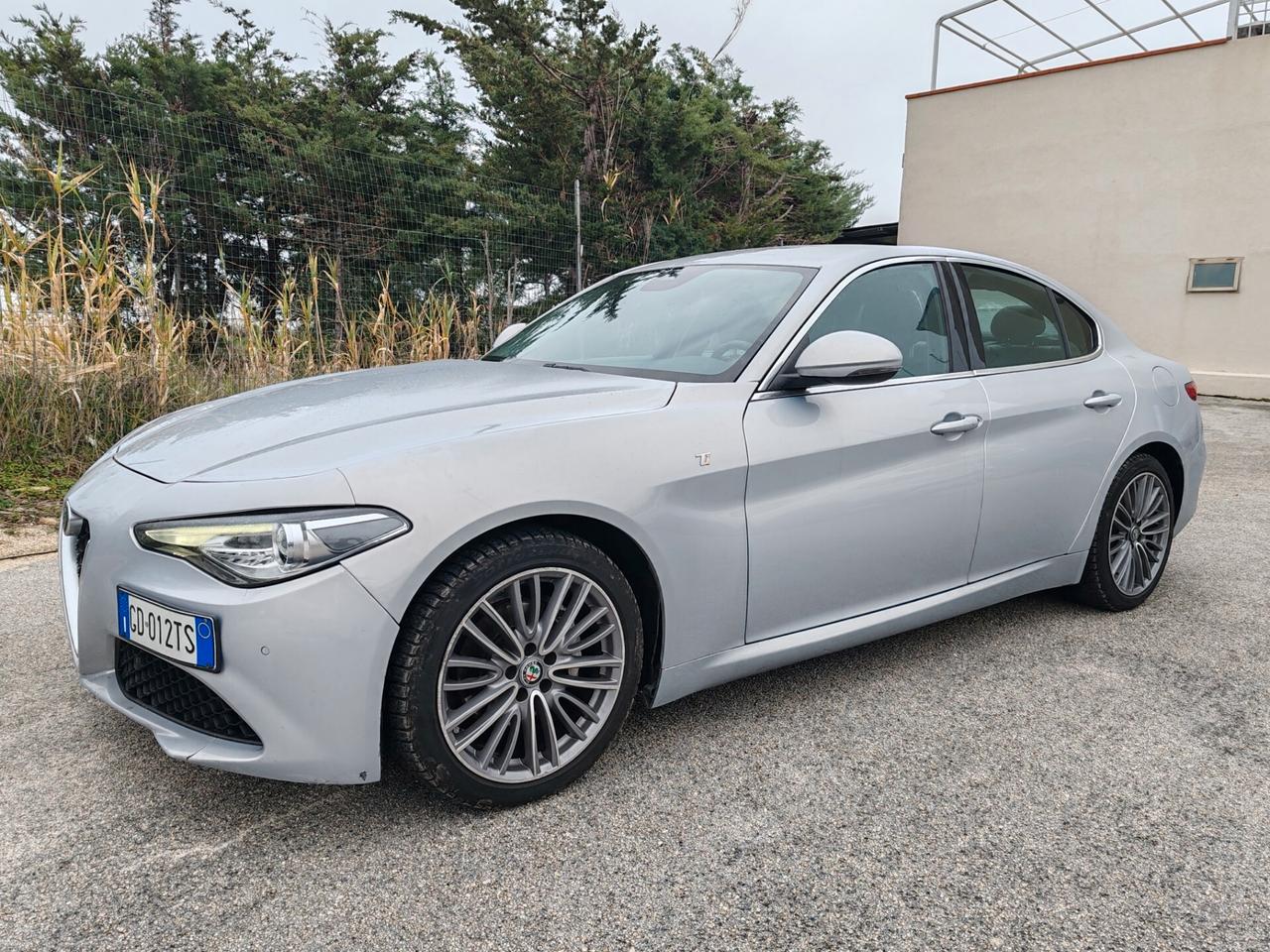 Alfa Romeo Giulia 2.2 TD AT8 190cv Ti