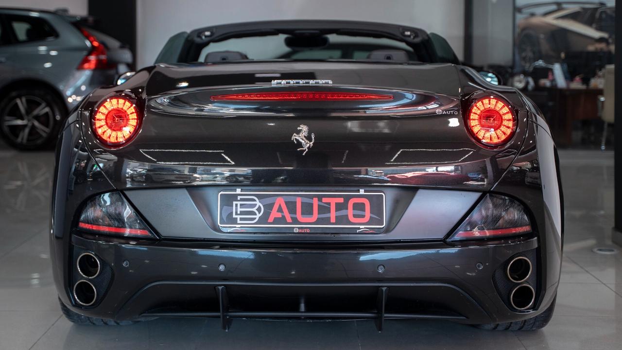 Ferrari California 4.3 DCT CABRIO CARBOCERAMIC 20" *SERVICE FERRARI*