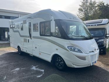 Laika KREOOS 7009- 3.0 diesel- 14.000km