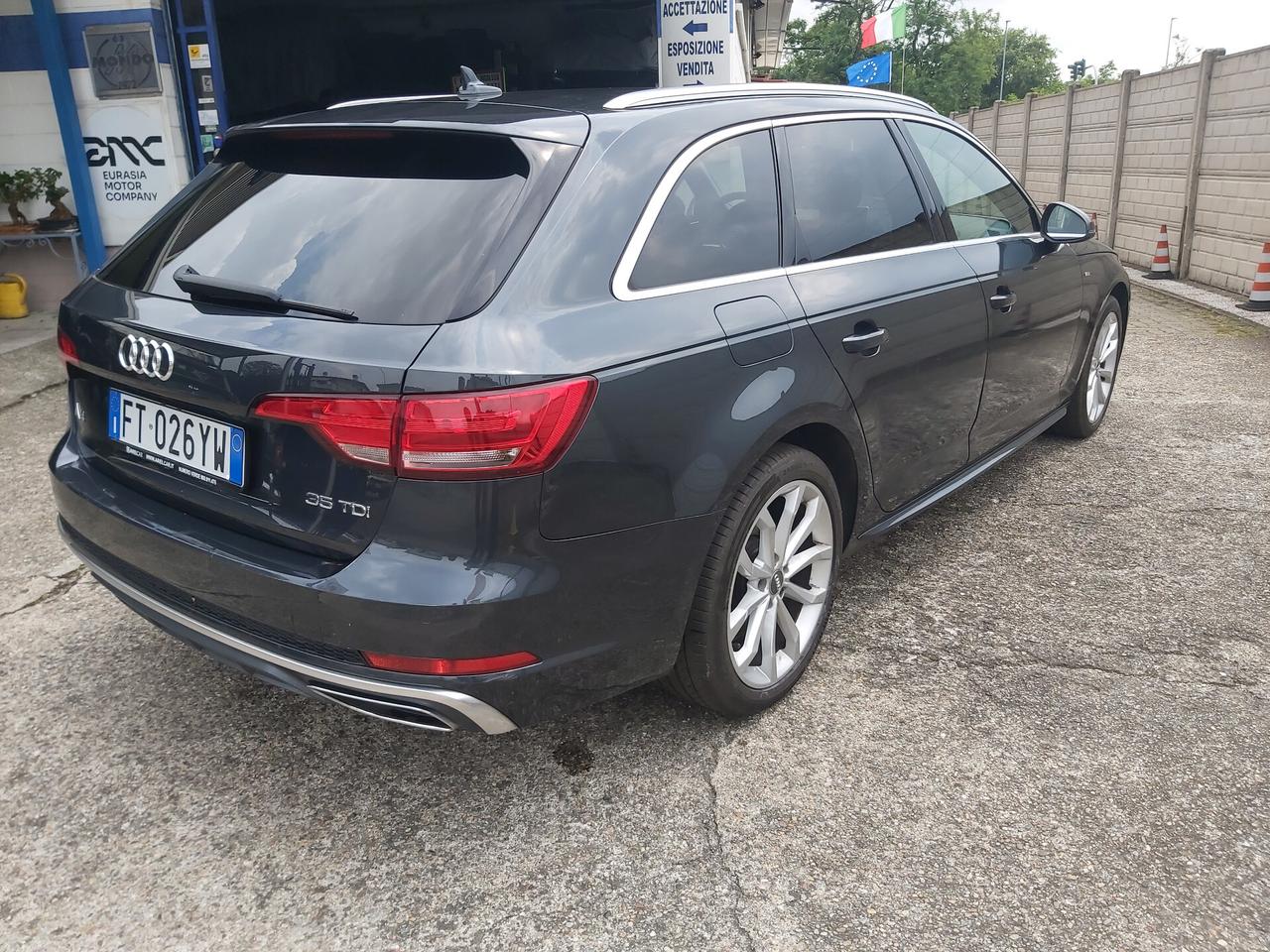 Audi A4 Avant 2.0 TDI 150 CV S tronic S line edition