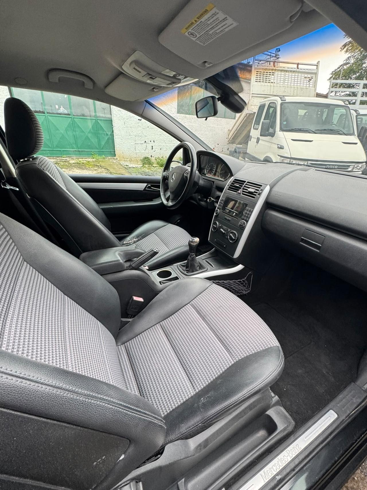 Mercedes-benz A 150 170 Coupé Avantgarde