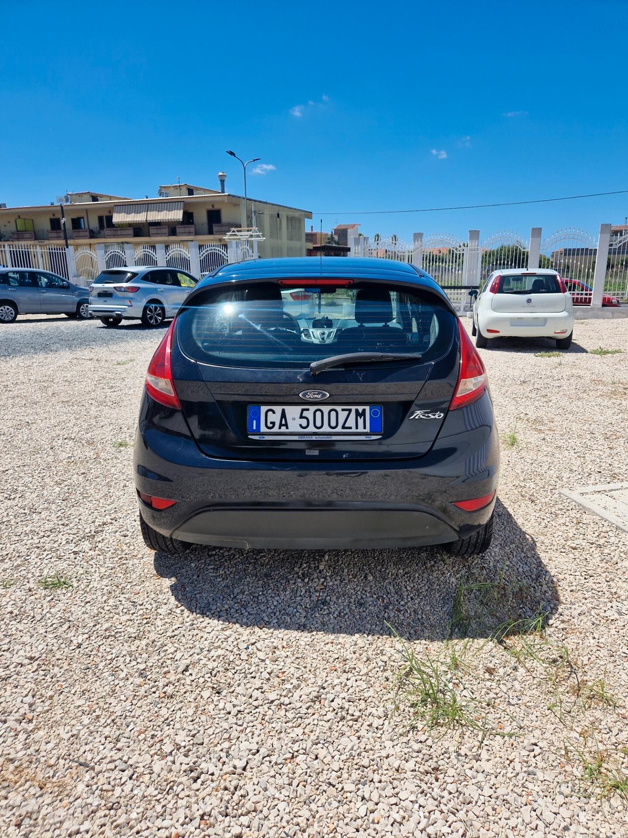 Ford Fiesta 1.2 82 CV 5 porte automatica 120000km
