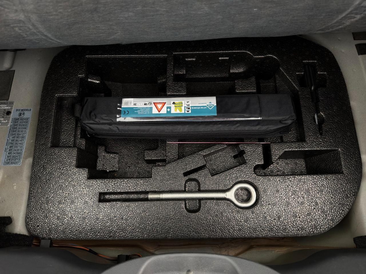 Fiat 500 Lounge 1.2cc 69cv Benzina Neopatentati Tetto panoramico