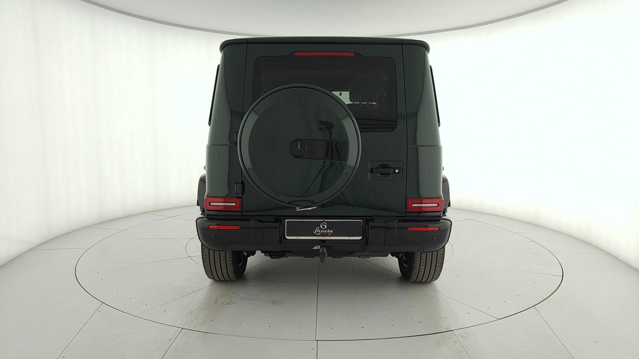 Mercedes-Benz G 400 d AMG Line 330cv auto