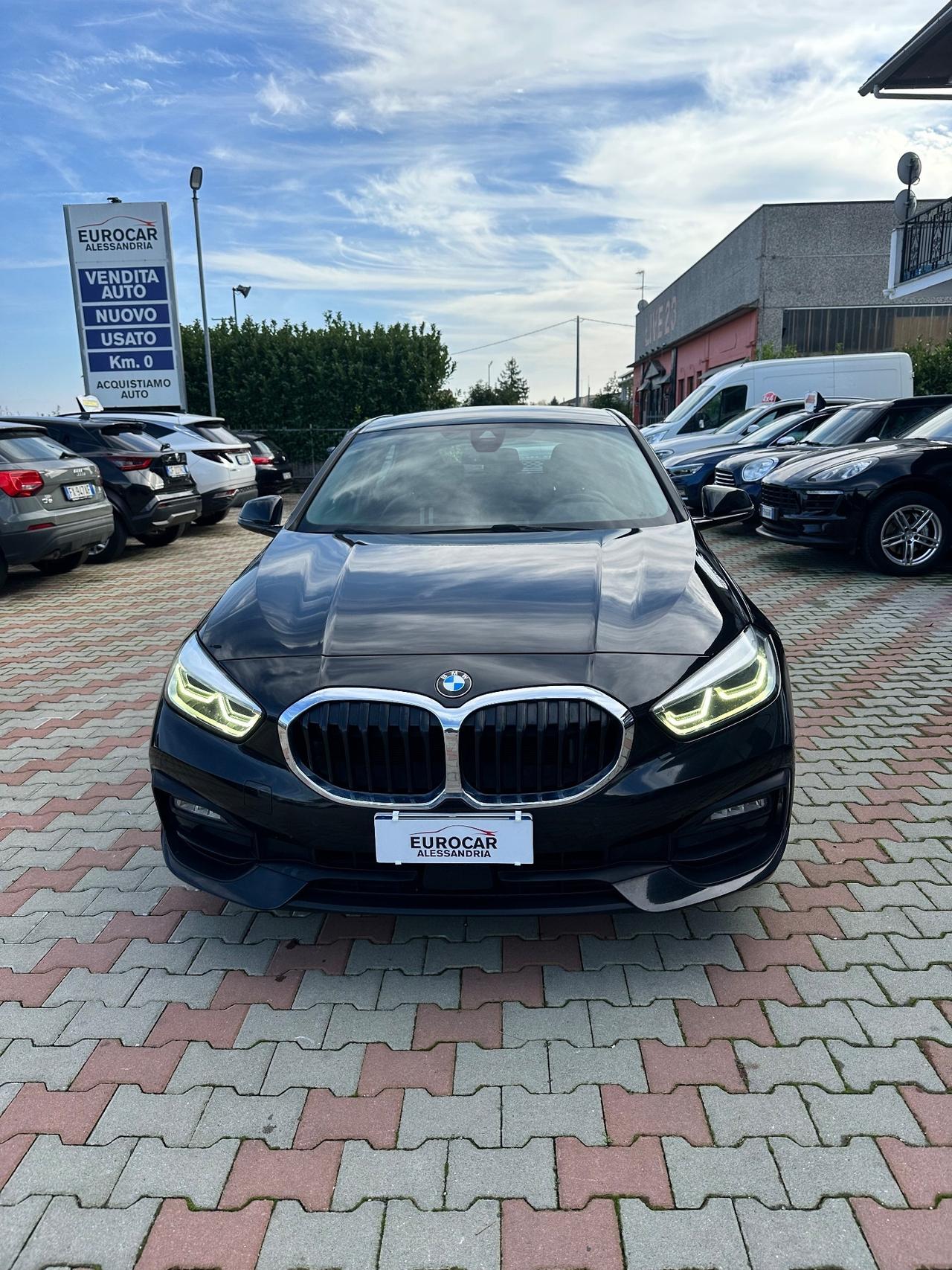 Bmw 116 116d 5p. Advantage