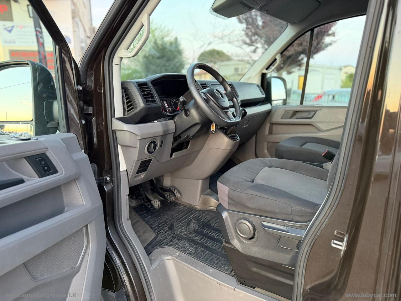 Crafter 30 2.0 TDI 140CV L2 H2 FURGONE LOGISTIC