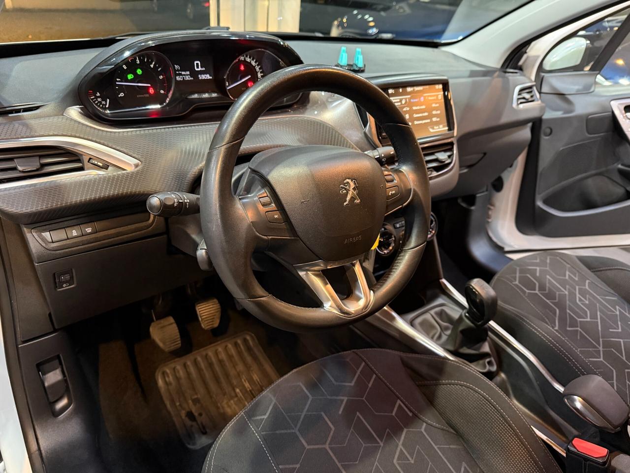 Peugeot 2008 1.6 e-hdi 8v Allure GARANZIA 12 MESI !