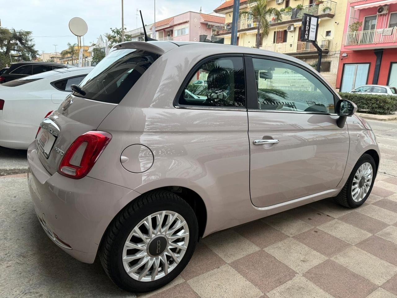 Fiat 500 1.0 Hybrid Dolcevita