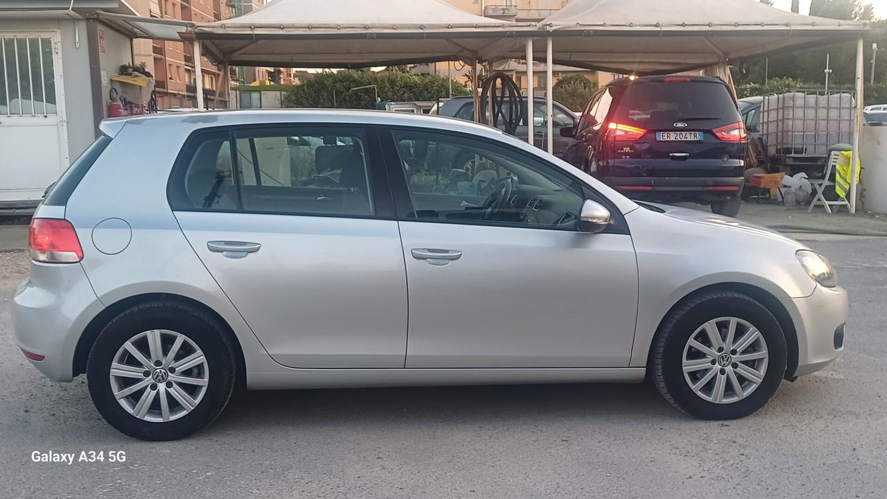Volkswagen Golf Business 1.6 TDI 5p. Highline