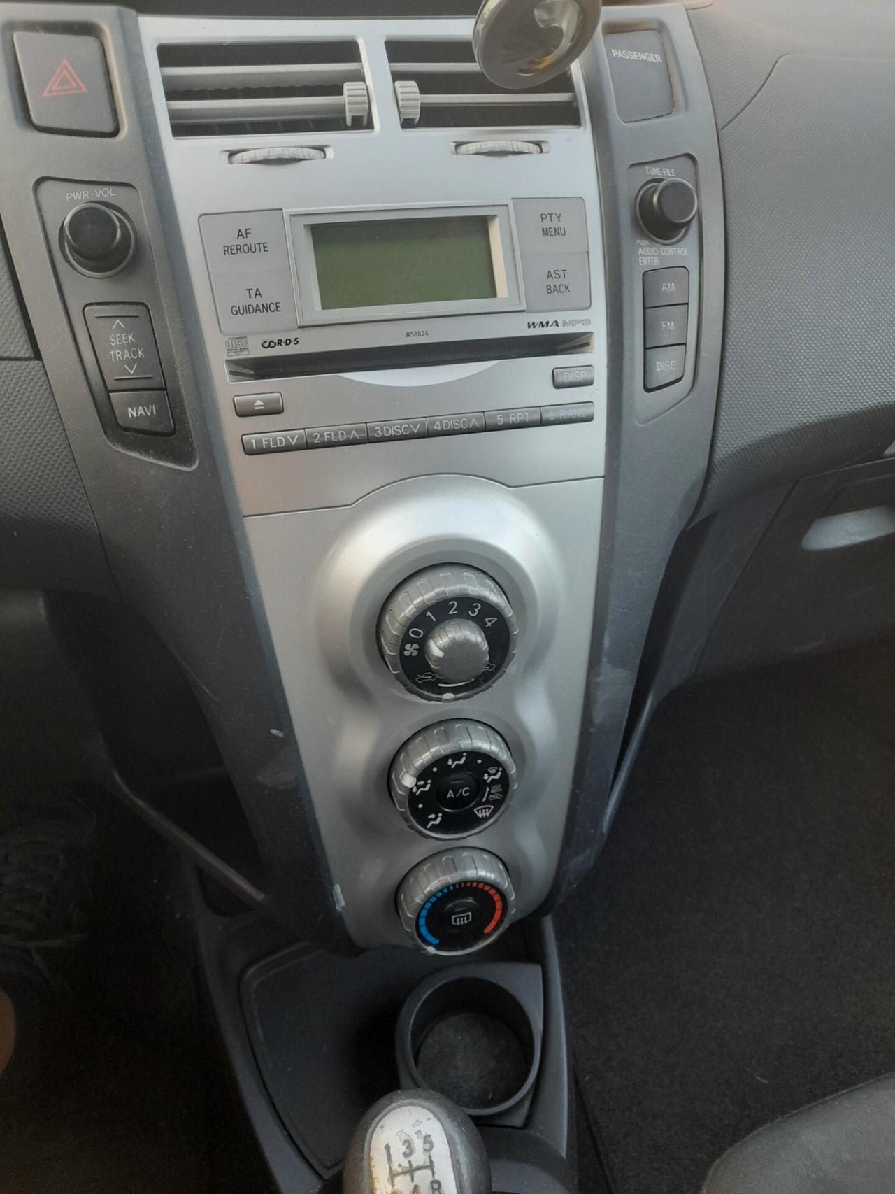 Toyota Yaris 1.3 5 porte