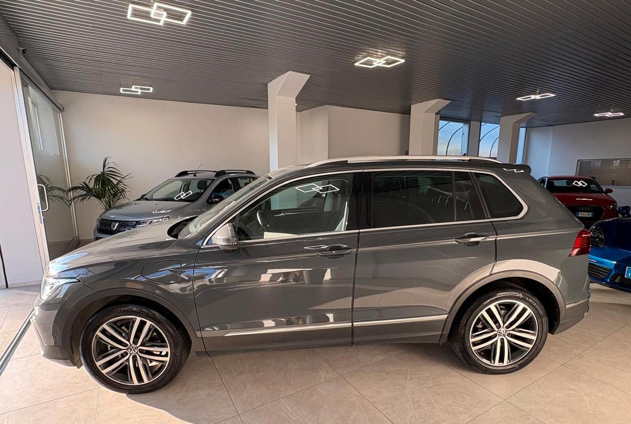 Volkswagen Tiguan 1.4 TSI eHYBRID DSG Elegance