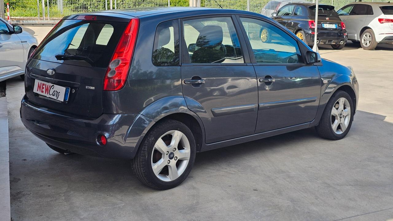Ford Fiesta 1.4 TDCi 5p. Ghia