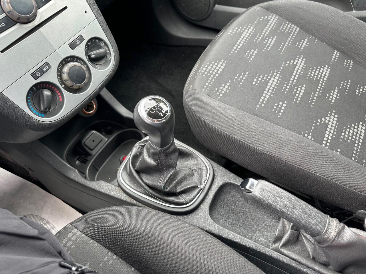Opel Corsa 1.3 CDTI 95CV